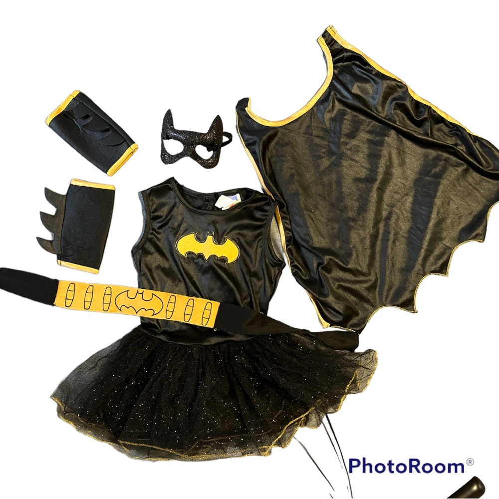 BatGirl costume, mask, arm accessory, cape, & belt